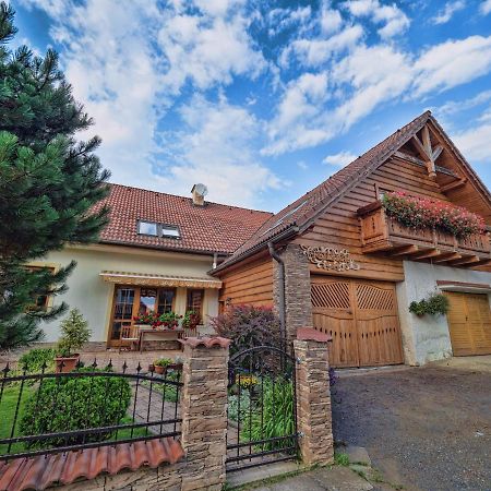 Pavčina Lehota 斯纳旅馆酒店 外观 照片