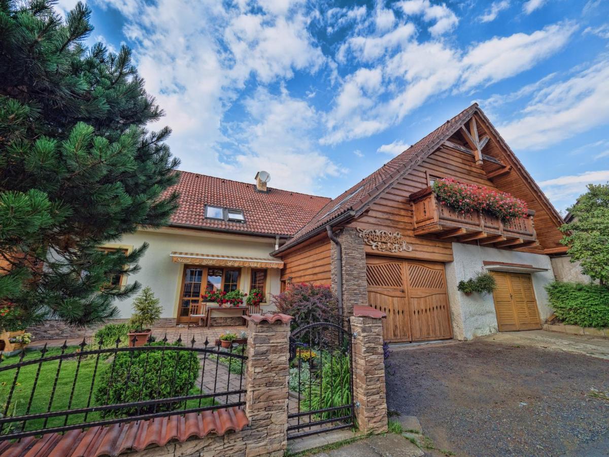 Pavčina Lehota 斯纳旅馆酒店 外观 照片
