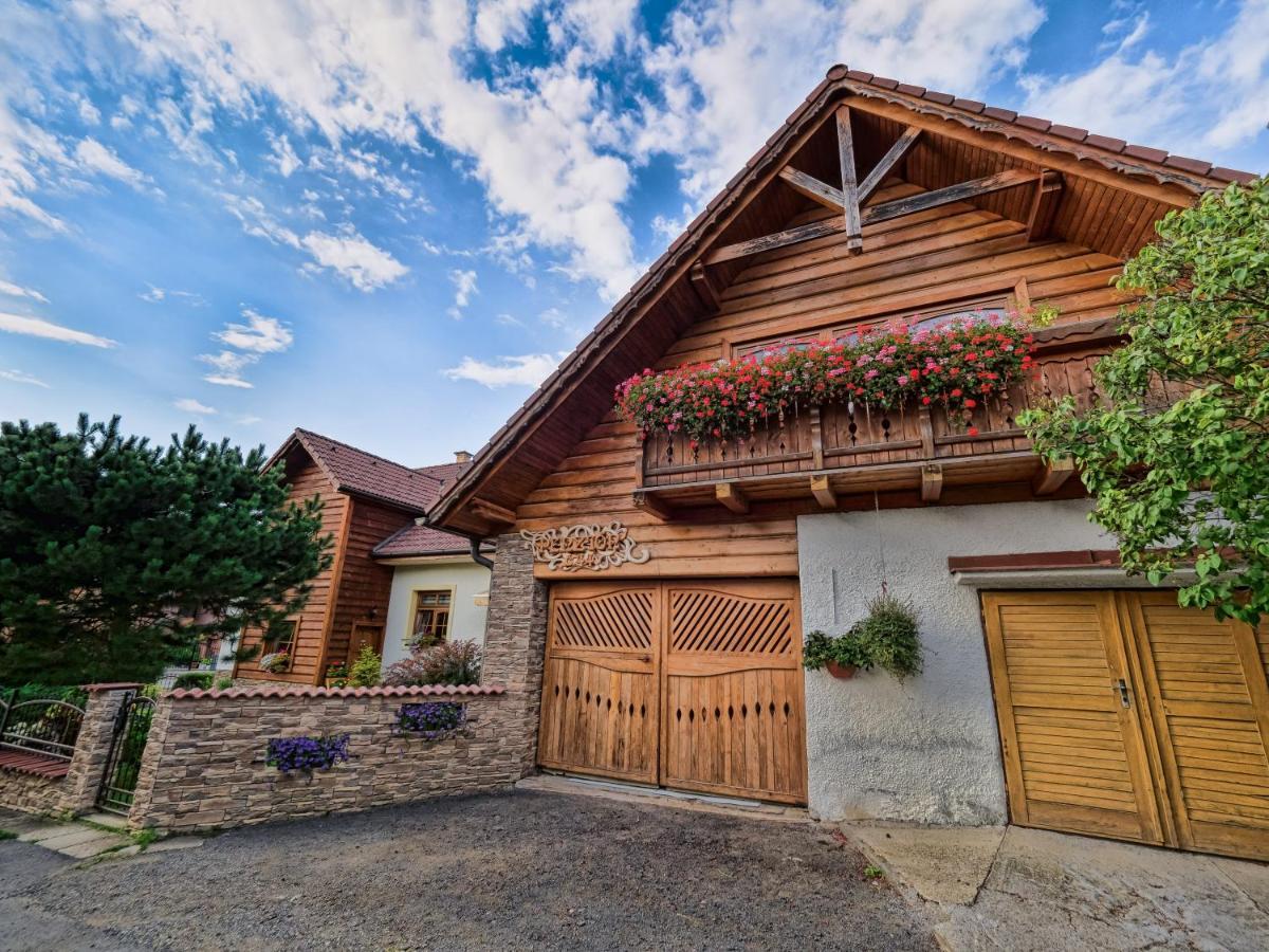 Pavčina Lehota 斯纳旅馆酒店 外观 照片